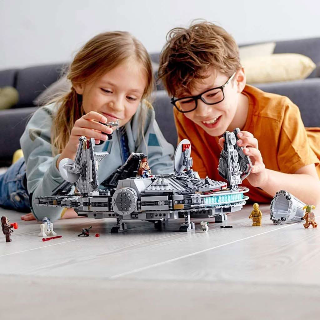 Lego Star Wars The Rise of Skywalker Millennium Falcon Starship Model Building Kit and Minifigures 1351 Pieces