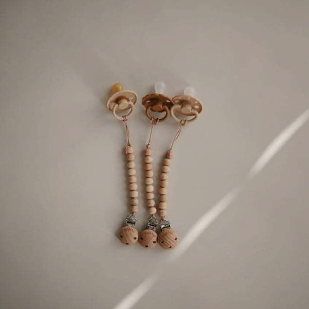 Mushie Pacifier Clip Cleo, Wood, ANB BABY