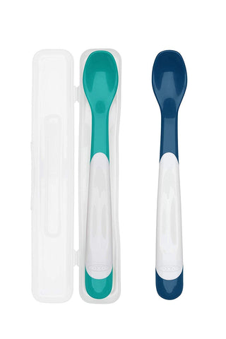 https://www.anbbaby.com/cdn/shop/products/oxo-tot-on-the-go-infant-feeding-spoon-with-case-508564_large.jpg?v=1641431311